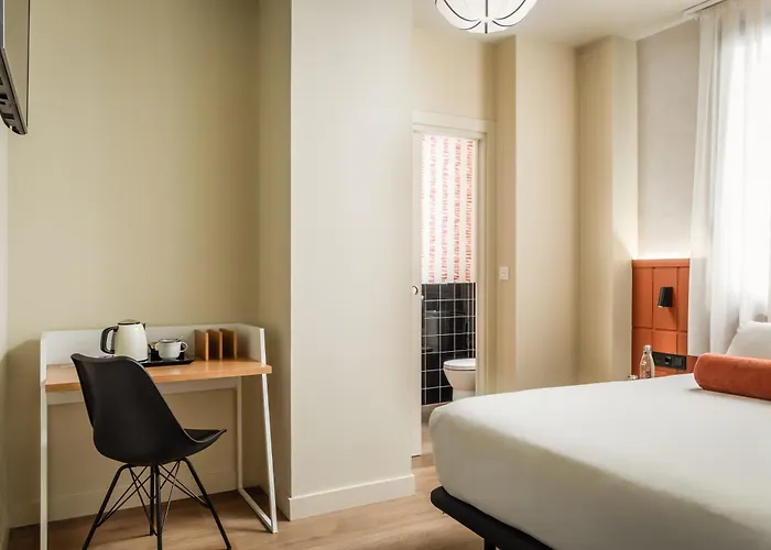 Bypillow Amari Hotel 2*