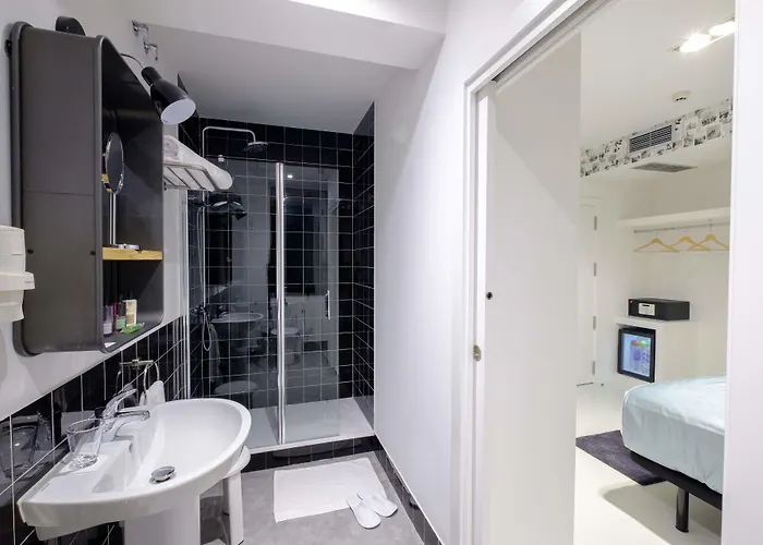 Bypillow Amari 2* ビルバオ