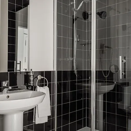 Bypillow Amari فندق